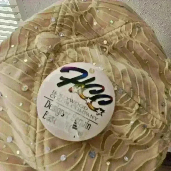 Hollywood color company HCC womans Baseball cap khaki/light yellow color NWT. - Picture 3 of 8